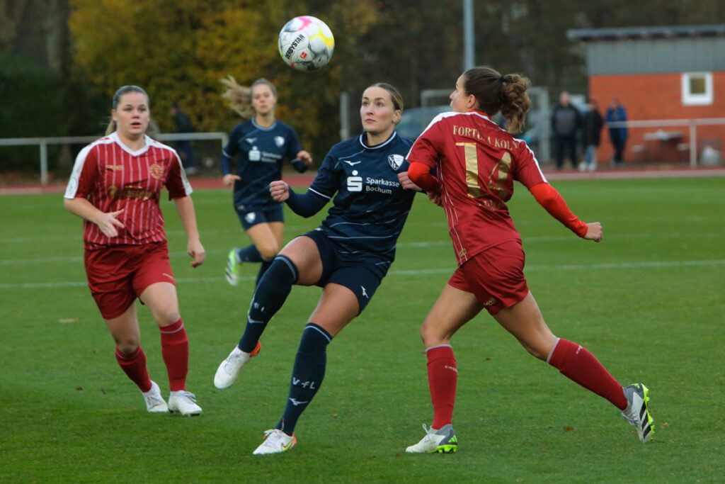 Nina Lange ist die erfolgreiche Stürmerin des Vfl Bochum in der 2. Frauen Fussball-Bundesliga