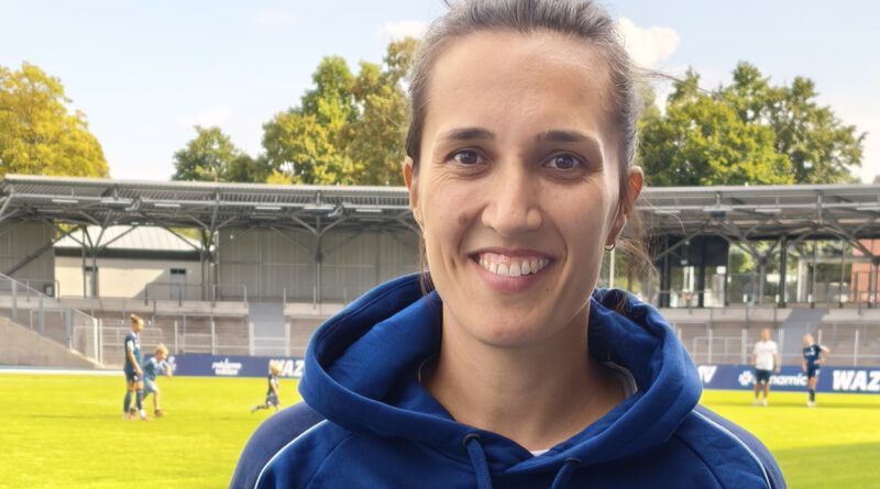 Kyra Malinowski ist die Trainerin der VfL Bochum Frauenmannschaft